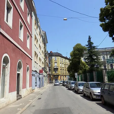 Apartament Center Pula